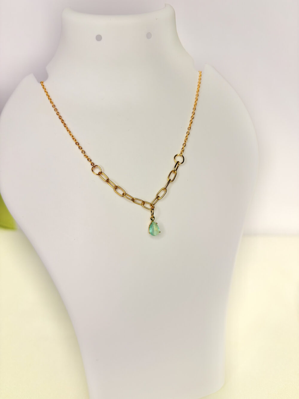 Hayley gold necklace